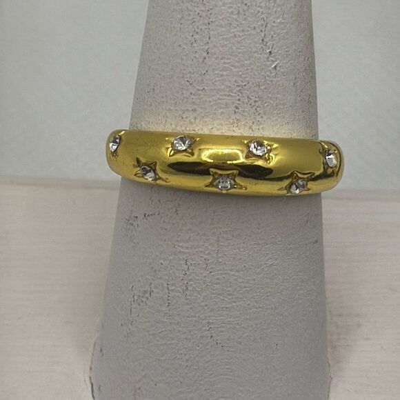 NWOT Size 7 Star and rhinestone band - Picture 1 of 4